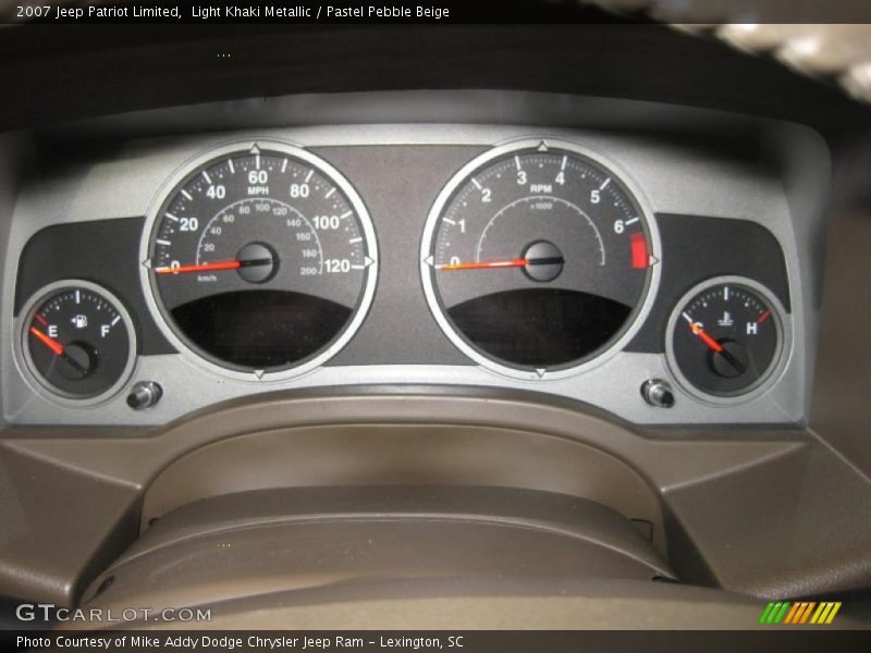 Light Khaki Metallic / Pastel Pebble Beige 2007 Jeep Patriot Limited