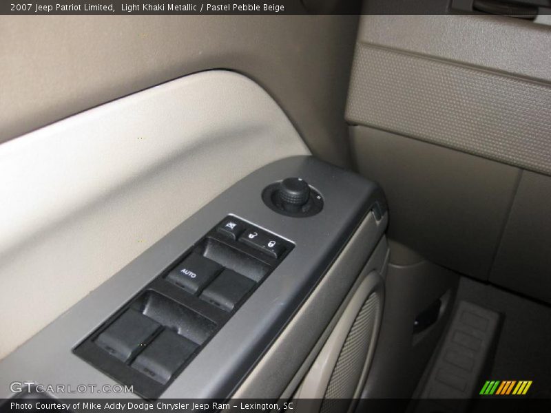 Light Khaki Metallic / Pastel Pebble Beige 2007 Jeep Patriot Limited