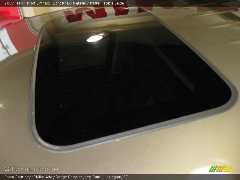 Light Khaki Metallic / Pastel Pebble Beige 2007 Jeep Patriot Limited