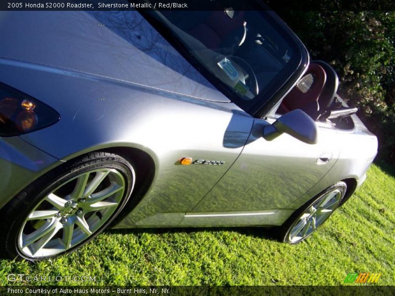 Silverstone Metallic / Red/Black 2005 Honda S2000 Roadster