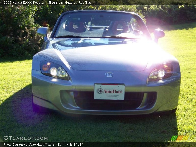 Silverstone Metallic / Red/Black 2005 Honda S2000 Roadster