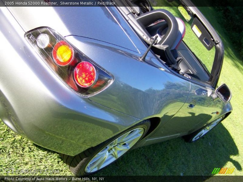 Silverstone Metallic / Red/Black 2005 Honda S2000 Roadster