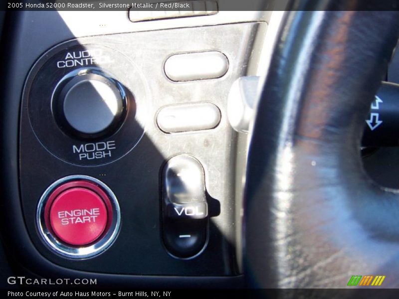 Silverstone Metallic / Red/Black 2005 Honda S2000 Roadster