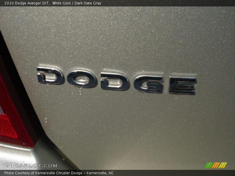 White Gold / Dark Slate Gray 2010 Dodge Avenger SXT