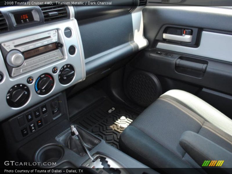 Titanium Metallic / Dark Charcoal 2008 Toyota FJ Cruiser 4WD