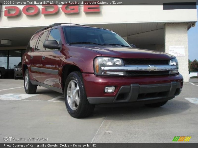 Majestic Red Metallic / Light Cashmere/Ebony 2005 Chevrolet TrailBlazer EXT LS