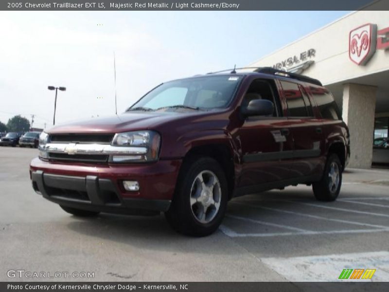 Majestic Red Metallic / Light Cashmere/Ebony 2005 Chevrolet TrailBlazer EXT LS