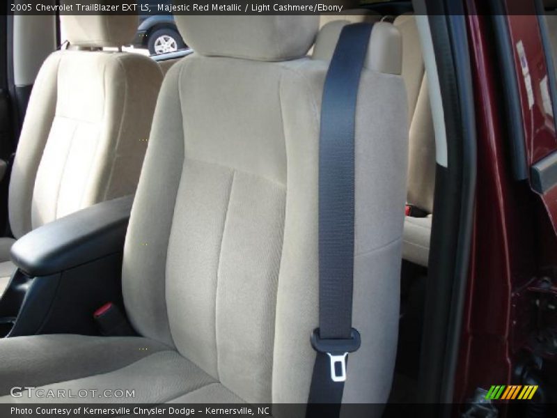 Majestic Red Metallic / Light Cashmere/Ebony 2005 Chevrolet TrailBlazer EXT LS