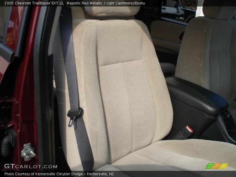 Majestic Red Metallic / Light Cashmere/Ebony 2005 Chevrolet TrailBlazer EXT LS