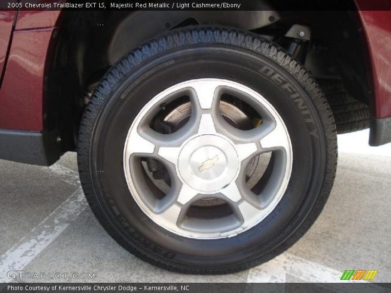 Majestic Red Metallic / Light Cashmere/Ebony 2005 Chevrolet TrailBlazer EXT LS
