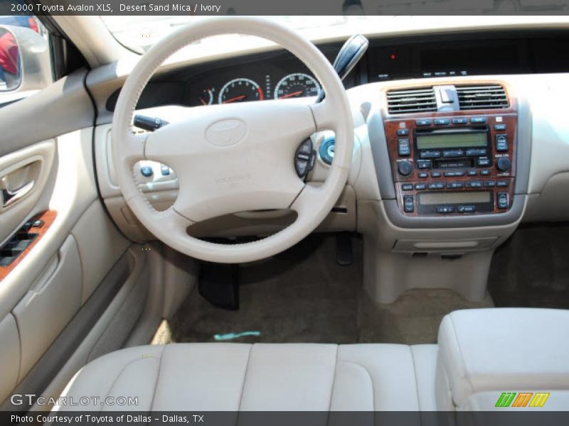 Desert Sand Mica / Ivory 2000 Toyota Avalon XLS