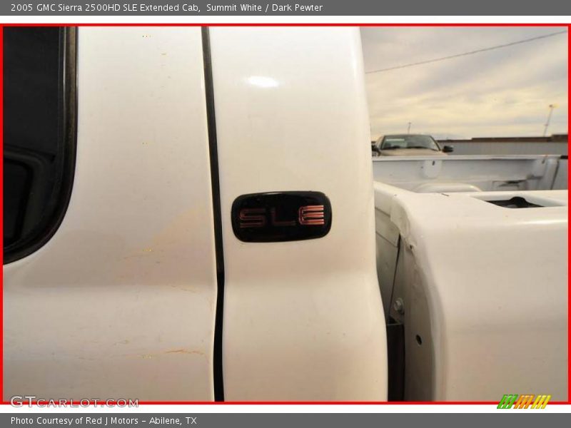 Summit White / Dark Pewter 2005 GMC Sierra 2500HD SLE Extended Cab