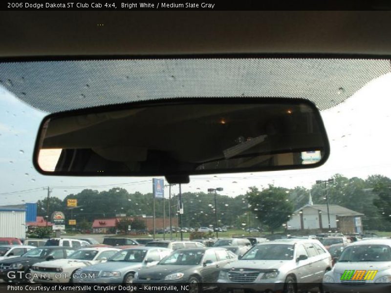 Bright White / Medium Slate Gray 2006 Dodge Dakota ST Club Cab 4x4