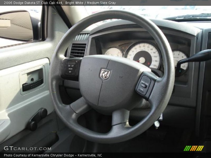 Bright White / Medium Slate Gray 2006 Dodge Dakota ST Club Cab 4x4