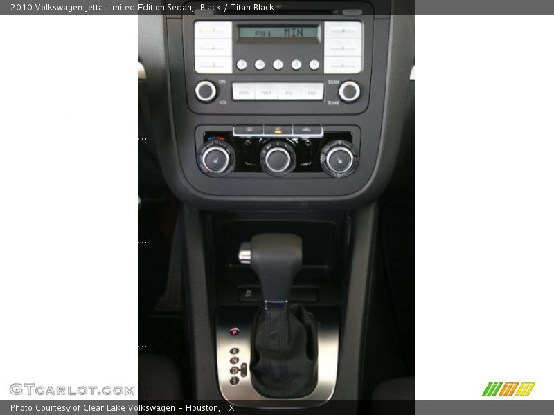 Black / Titan Black 2010 Volkswagen Jetta Limited Edition Sedan