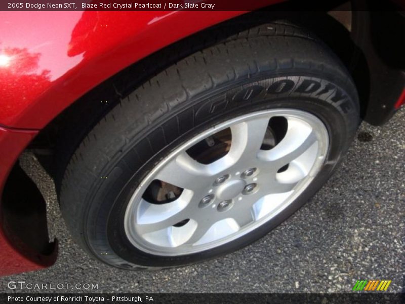 Blaze Red Crystal Pearlcoat / Dark Slate Gray 2005 Dodge Neon SXT