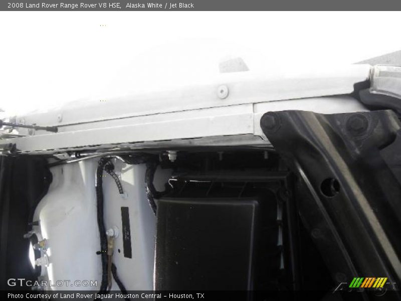 Alaska White / Jet Black 2008 Land Rover Range Rover V8 HSE