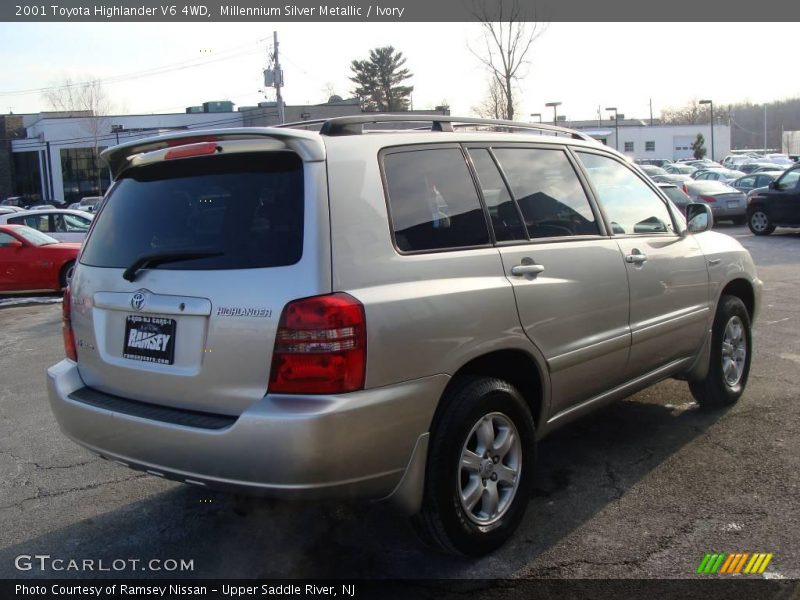 Millennium Silver Metallic / Ivory 2001 Toyota Highlander V6 4WD