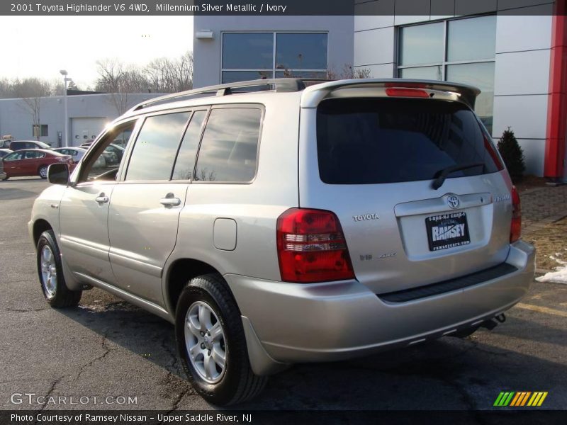Millennium Silver Metallic / Ivory 2001 Toyota Highlander V6 4WD