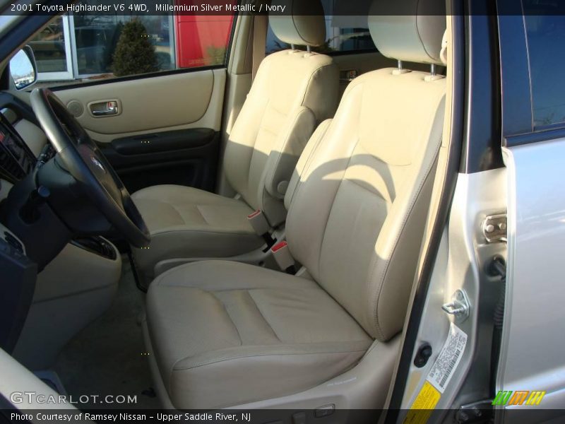 Millennium Silver Metallic / Ivory 2001 Toyota Highlander V6 4WD