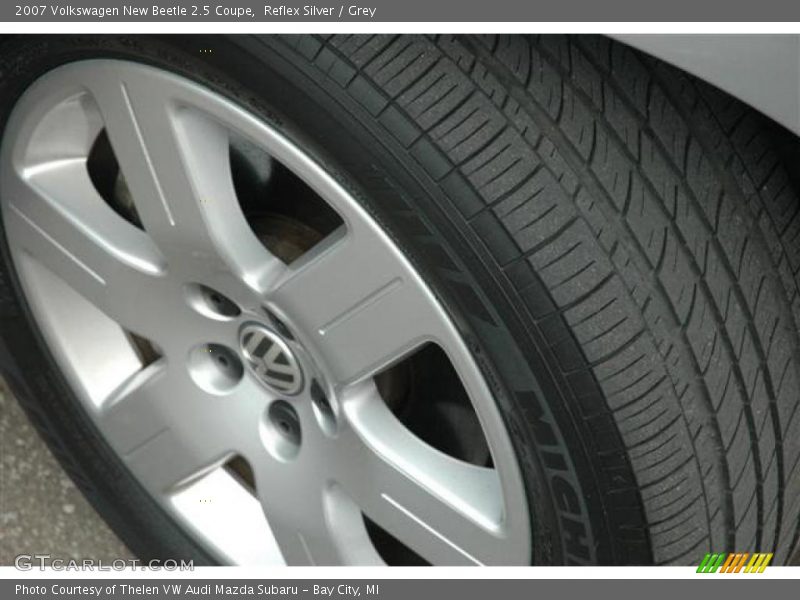 Reflex Silver / Grey 2007 Volkswagen New Beetle 2.5 Coupe