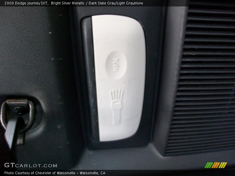 Bright Silver Metallic / Dark Slate Gray/Light Graystone 2009 Dodge Journey SXT