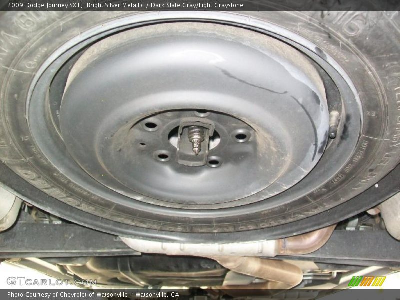 Bright Silver Metallic / Dark Slate Gray/Light Graystone 2009 Dodge Journey SXT