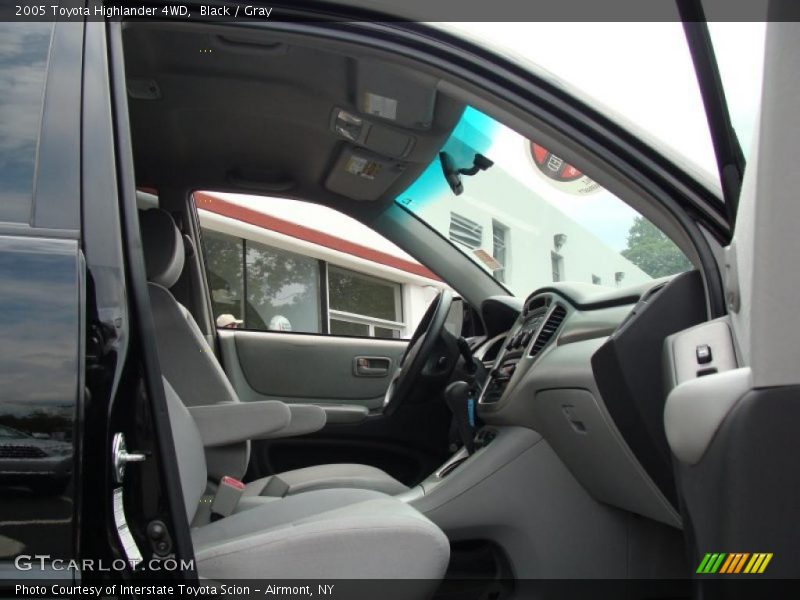 Black / Gray 2005 Toyota Highlander 4WD