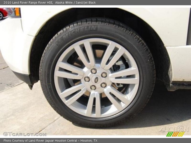 Alaska White / Sand/Jet Black 2010 Land Rover Range Rover HSE