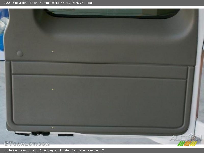 Summit White / Gray/Dark Charcoal 2003 Chevrolet Tahoe