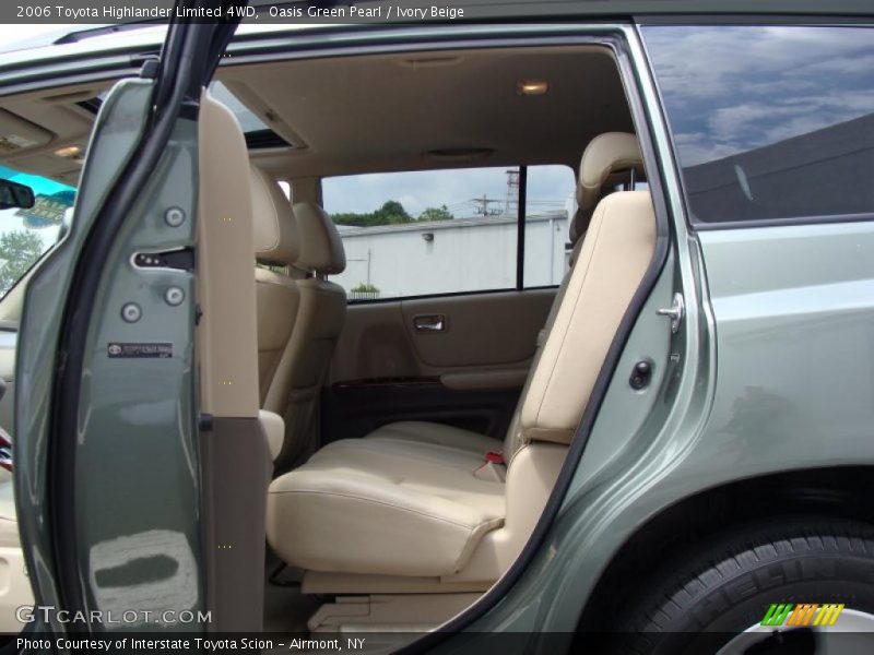 Oasis Green Pearl / Ivory Beige 2006 Toyota Highlander Limited 4WD