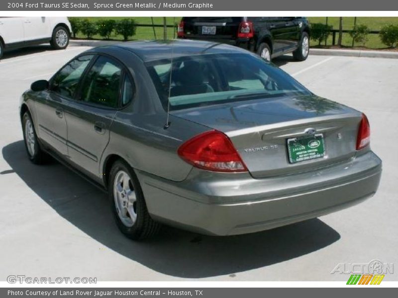 Spruce Green Metallic / Medium Graphite 2004 Ford Taurus SE Sedan