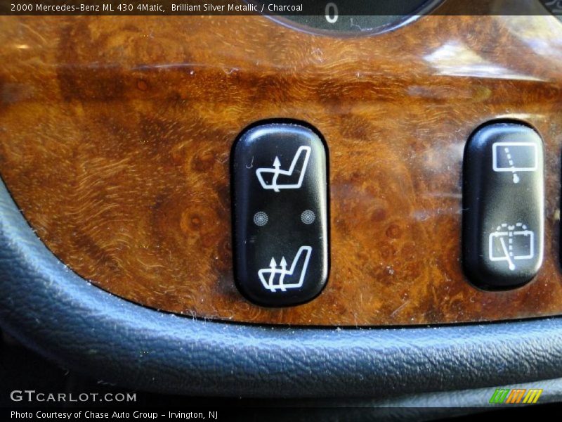 Brilliant Silver Metallic / Charcoal 2000 Mercedes-Benz ML 430 4Matic