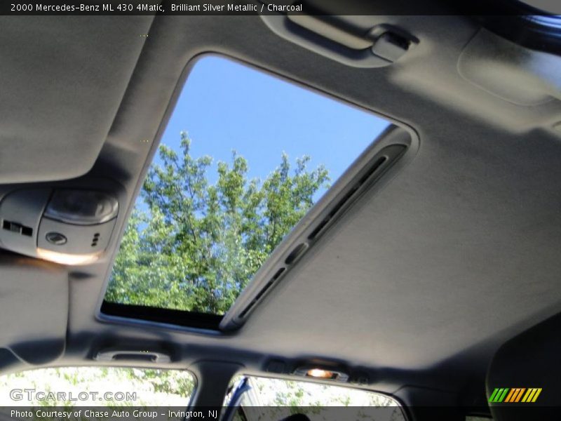 Brilliant Silver Metallic / Charcoal 2000 Mercedes-Benz ML 430 4Matic