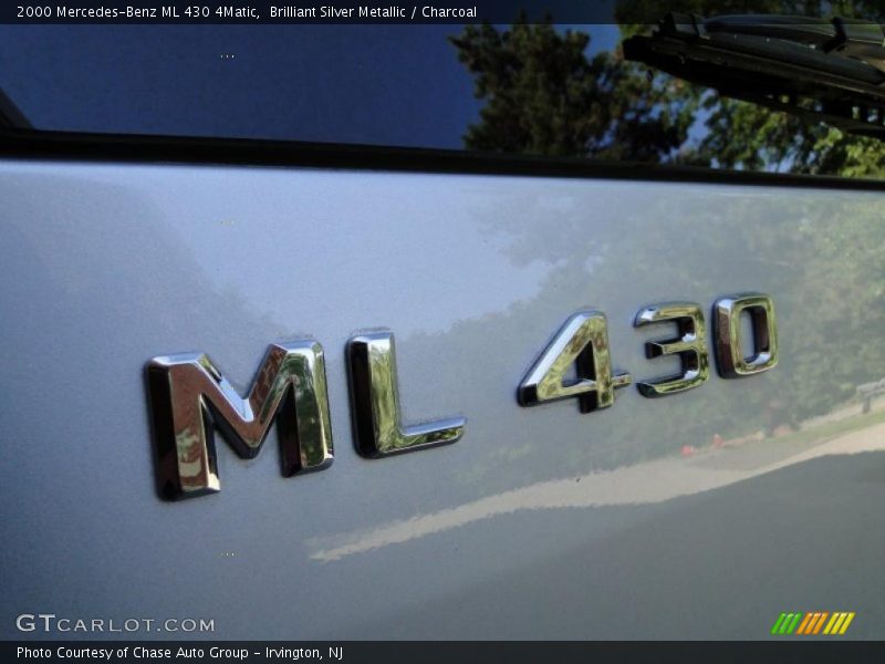 Brilliant Silver Metallic / Charcoal 2000 Mercedes-Benz ML 430 4Matic