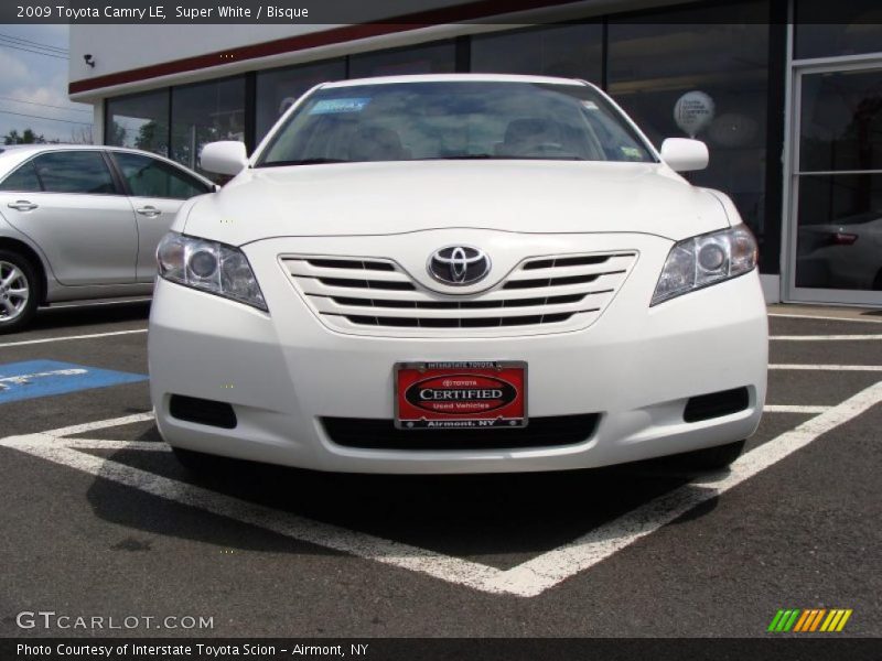 Super White / Bisque 2009 Toyota Camry LE