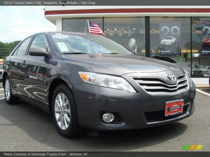 Magnetic Gray Metallic / Ash Gray 2010 Toyota Camry XLE