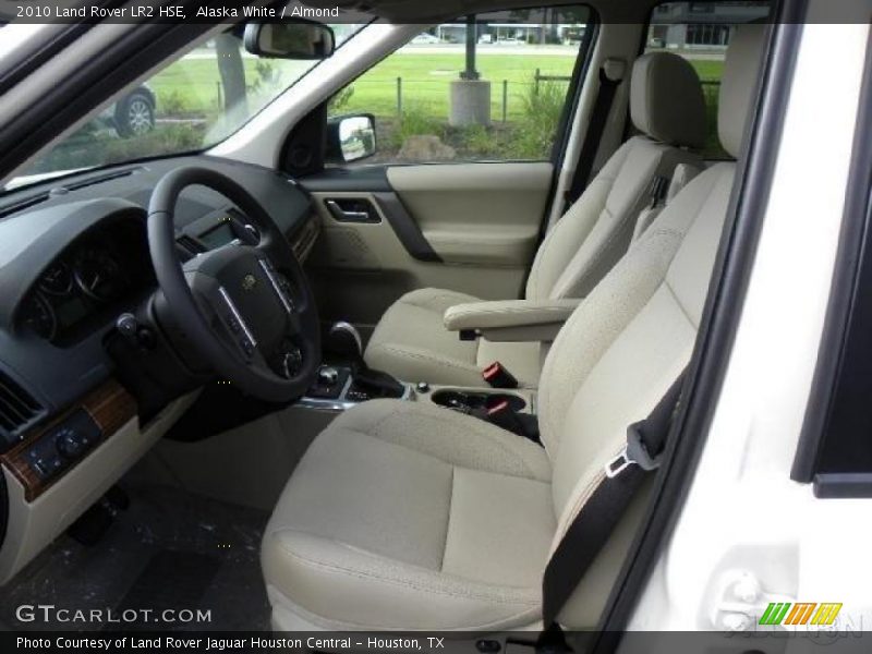 Alaska White / Almond 2010 Land Rover LR2 HSE