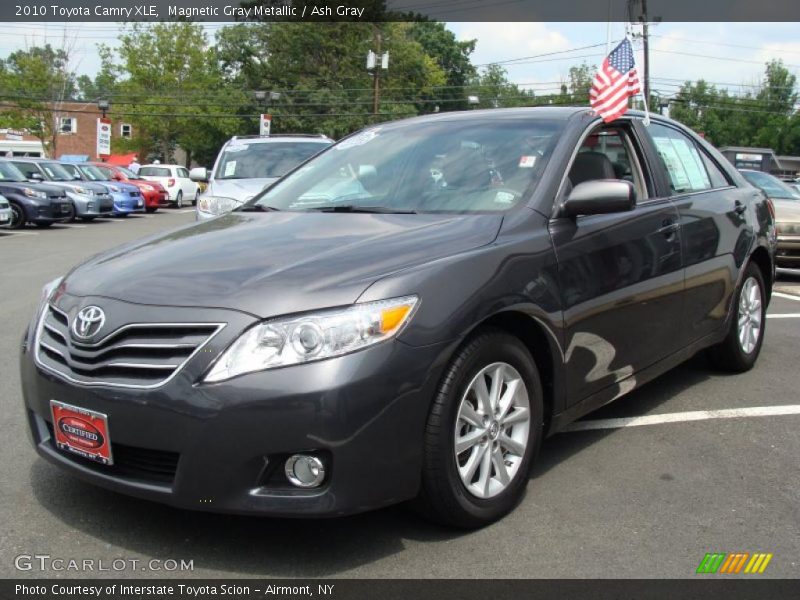 Magnetic Gray Metallic / Ash Gray 2010 Toyota Camry XLE