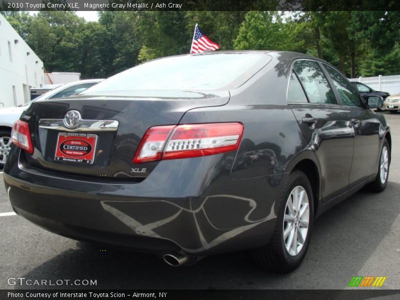 Magnetic Gray Metallic / Ash Gray 2010 Toyota Camry XLE