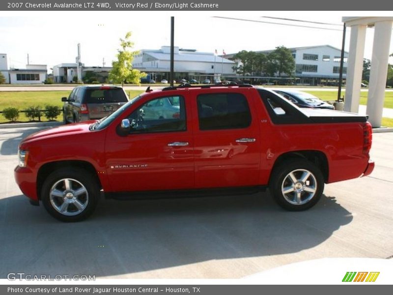 Victory Red / Ebony/Light Cashmere 2007 Chevrolet Avalanche LTZ 4WD