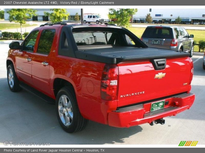 Victory Red / Ebony/Light Cashmere 2007 Chevrolet Avalanche LTZ 4WD