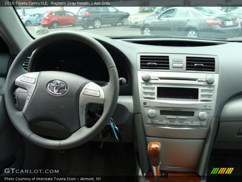 Magnetic Gray Metallic / Ash Gray 2010 Toyota Camry XLE