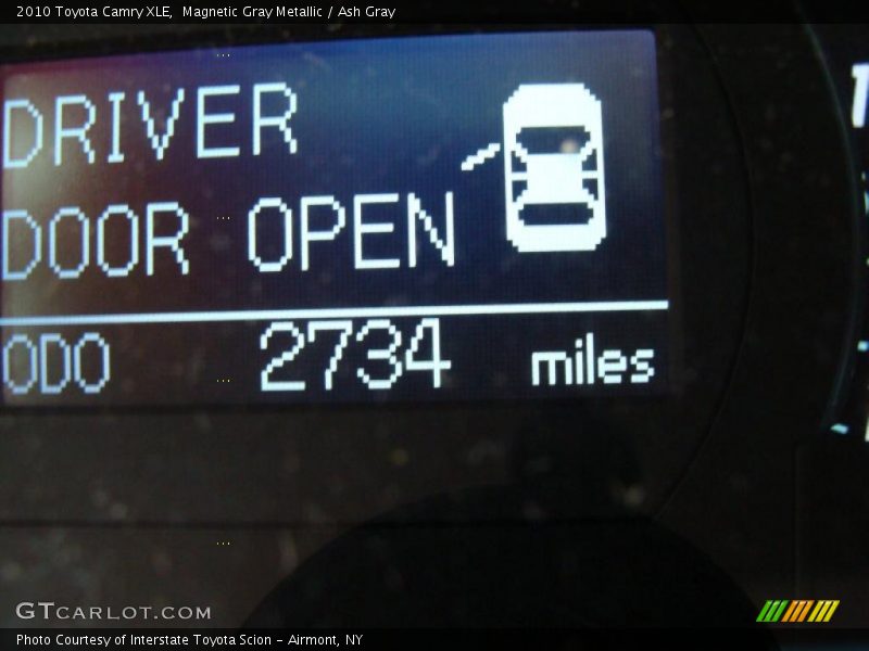 Magnetic Gray Metallic / Ash Gray 2010 Toyota Camry XLE