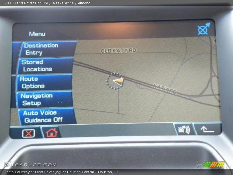 Alaska White / Almond 2010 Land Rover LR2 HSE