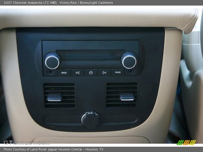 Victory Red / Ebony/Light Cashmere 2007 Chevrolet Avalanche LTZ 4WD