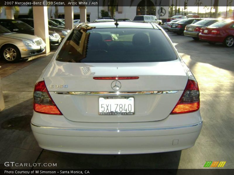 Arctic White / Ash 2007 Mercedes-Benz E 350 Sedan