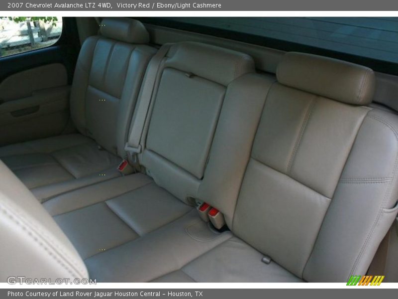 Victory Red / Ebony/Light Cashmere 2007 Chevrolet Avalanche LTZ 4WD