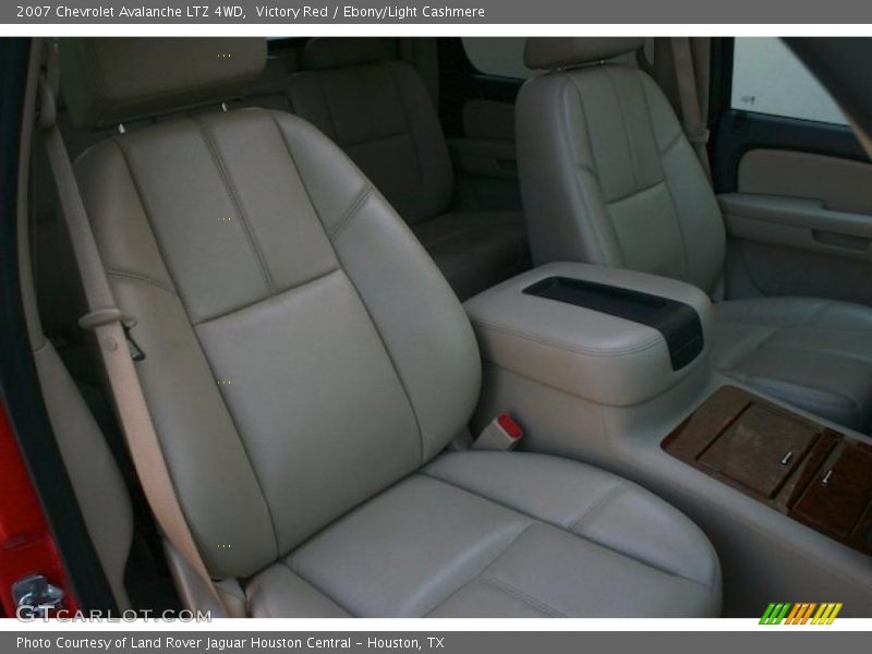 Victory Red / Ebony/Light Cashmere 2007 Chevrolet Avalanche LTZ 4WD