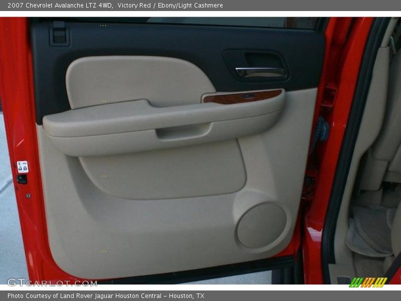 Victory Red / Ebony/Light Cashmere 2007 Chevrolet Avalanche LTZ 4WD